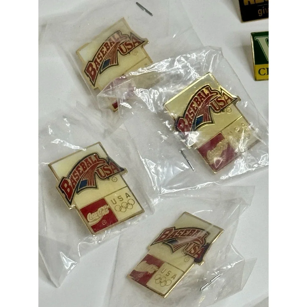 Vintage Lot Of 17 Hat Cap Lapel Pins US Flag Baseball Secret‎ Service Pinback
